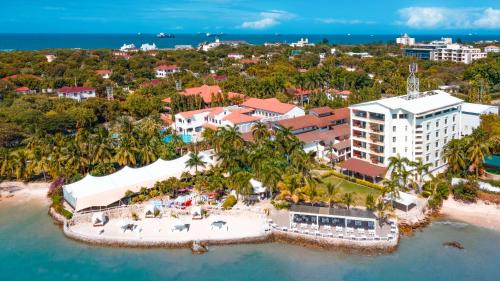 Masaki Hotel | Experience Coral Beach Hotel Dar Es Salaam with Ocean Views