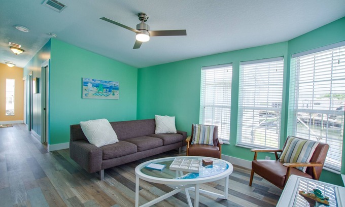 Nettles Island Cottage | Experience Dockside Beauty at Coral Cabana with Pool & Spa