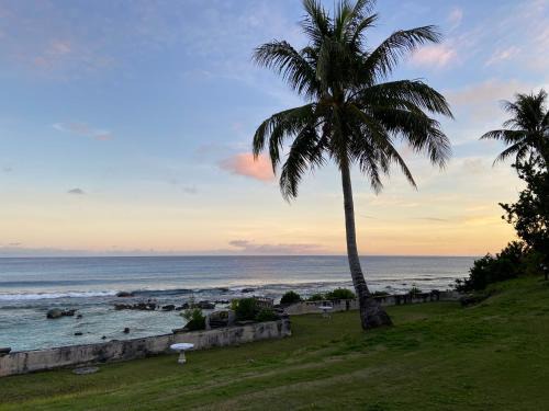 Songsong Hotel | Oceanfront Coral Garden Hotel with Family-Friendly Amenities