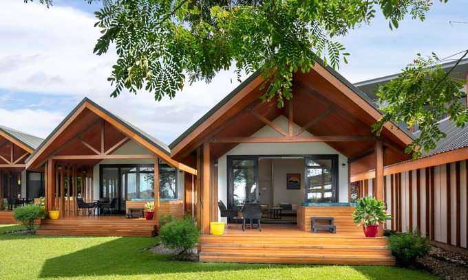 Honiara Resort | Coral Sea Resort & Casino: Relax with Pool, Spa & Dining