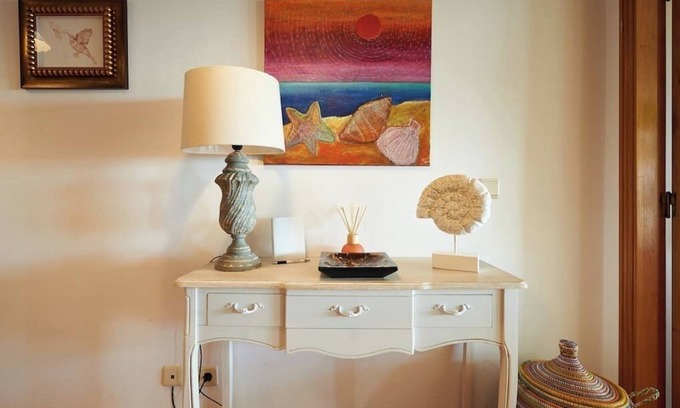 Barril de Cima Apartment | Coral Villa: Family-Friendly Retreat Steps from the Beach