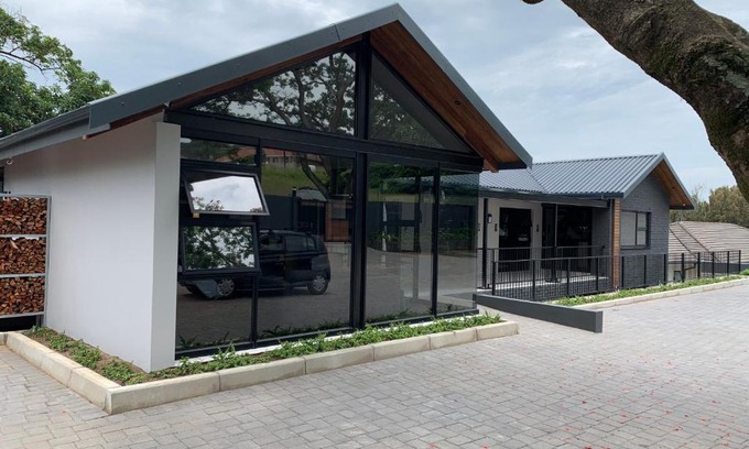 Nahoon Bed & Breakfast | Ocean View at Coral Wood Self Catering Suites & B&B