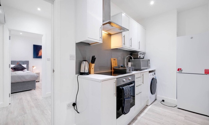 Corby Apartment | Comfortable Contractor Accommodation in Corby City Centre