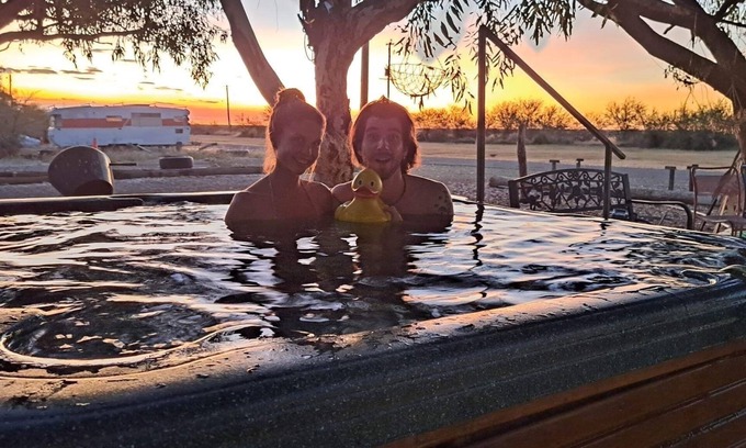 Malpas-trenton House | Relax at Corella Creek Country Farm Stay with Pool Access