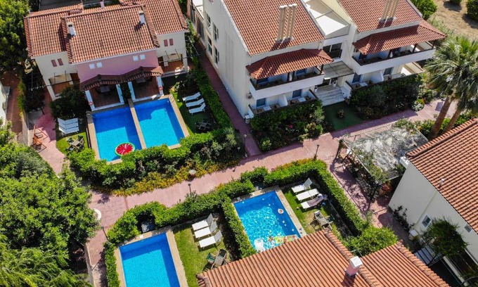Vrahati Hotel | Corinthian Village: Oceanfront Bliss with Family-Friendly Perks