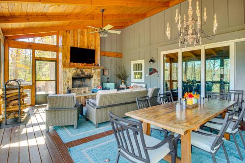 Ellijay House | Enchanting Cork and Creek Cottage with Mountain Views