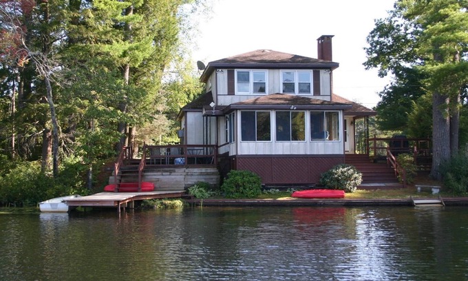 Warwick House | Corkscrew Cottage—Year-around, lakeside home with pristine water and great views