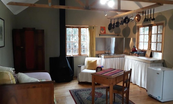 Joubertina Ski Chalet | Pet-Friendly Getaway at Cornelia's Field - 8.1/10 Rated