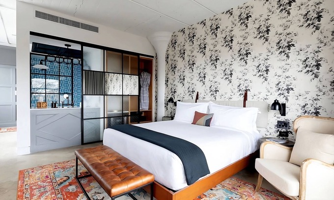 South Main Historic District Hotel | Corner Loft at Arrive Memphis: Steps from the Music Hall!