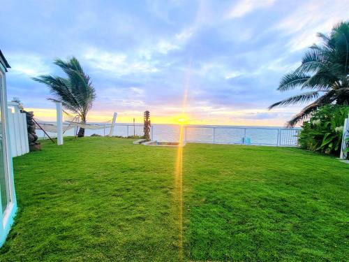 Hauula Villa | Elegant Hawaii Beachfront Estate with Private Jacuzzis
