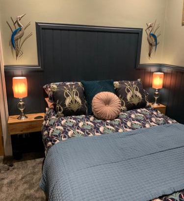 Penrith House | Cozy CornerHouse Guesthouse with Kitchen Amenities