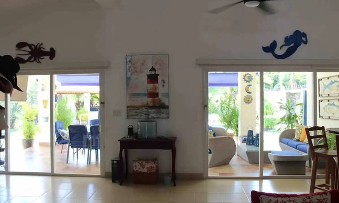 Playa Coronado House | Family-Friendly Retreat at Coronado Beach Lodge Awaits