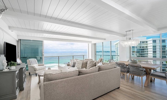 Coronado Condo | Oceanfront Comfort at Coronado Dream Condo - 10/10 Rating!