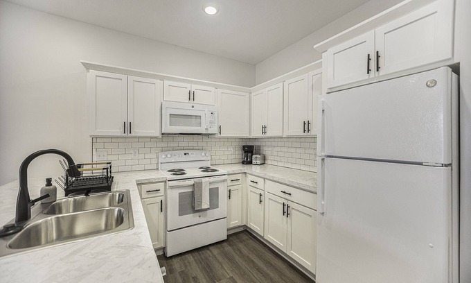 Grand Rapids Apartment | Convenient Corporate Housing for Professionals - Extended Stays