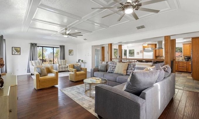 Bay Area House | Oceanfront Retreat in Corpus Christi with Spa & Hot Tub
