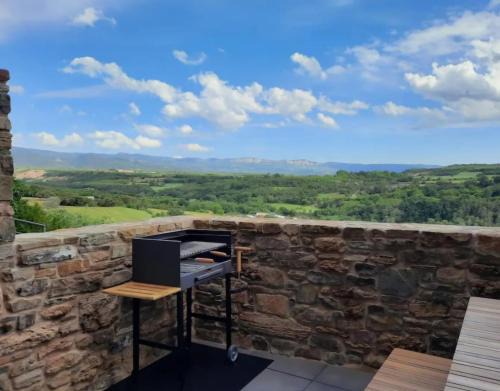 Isona i Conca Della House | Child-Friendly Stay at Corral de l'esquirol - 9.7/10 Rating