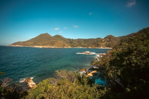 Mayto Hotel | Corrales Bay Resort