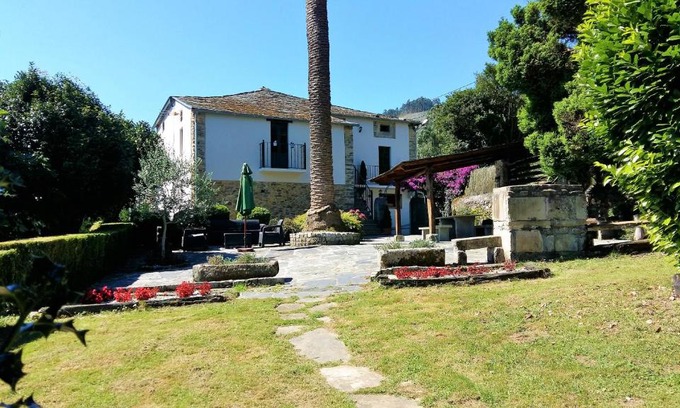 Viveiro House | Discover Corredoira: 4-Star Pet & Child Friendly Retreat
