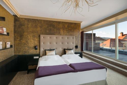 Pecs Hotel | Exceptional Corso Hotel Pécs: 4-Star, Pet-Friendly Retreat