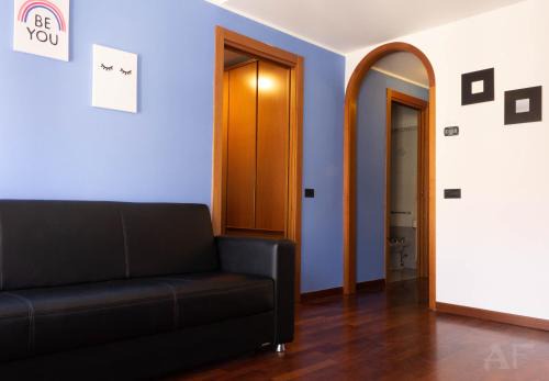 Porta Romana Apartment | Discover Corso San Gottardo - Family & Pet Friendly Retreat