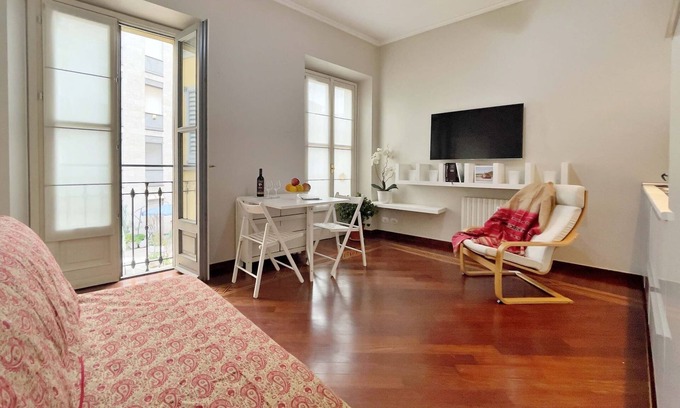Cerchia dei navigli Apartment | Corso Venezia - Chic & Quiet Apartment in Milan Center