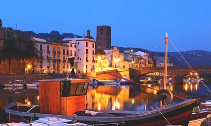 Bosa Historic Centre Hotel | Discover Corte Fiorita Albergo Diffuso: Spa & Family Friendly
