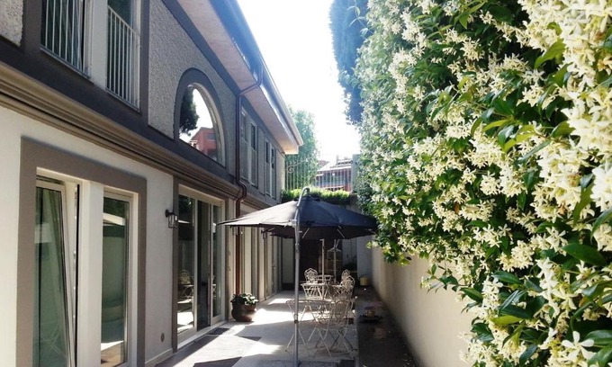 Ovest Bed & Breakfast | Guest Rated: Corte Merighi Rooms with Wheelchair Access