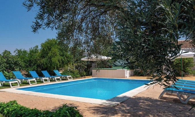 Archidona Villa | Exceptional Cortijo Alzamigaja in Archidona - Family Friendly