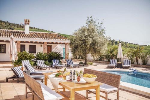 Pizarra House | Charming Cortijo Cantares: Oceanfront Oasis with Pool