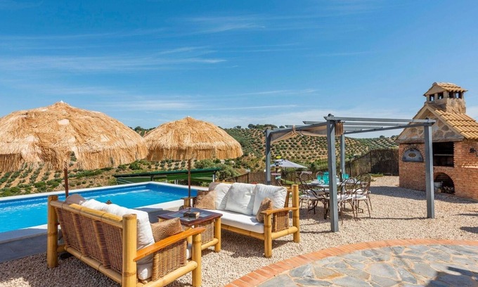 Algarinejo Villa | Guest Rated 10/10: Cortijo Chaparro with Pool & Spa