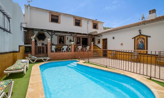 Villanueva de Algaidas House | Relax at Cortijo El Prado with Pools in Villanueva de Algaidas