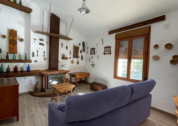 Puebla de Don Fadrique Apartment | Discover Family-Friendly Comfort at Cortijo la Noria I