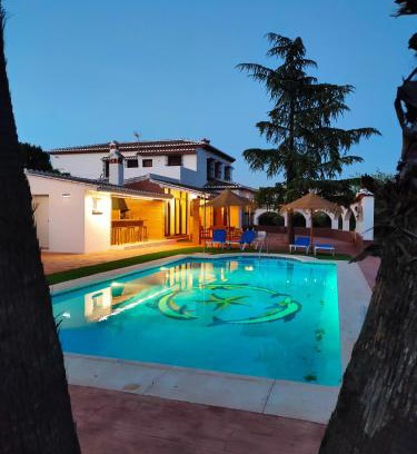 Villanueva del Rosario House | Discover Cortijo Los Arcos: Oceanfront Oasis for Families