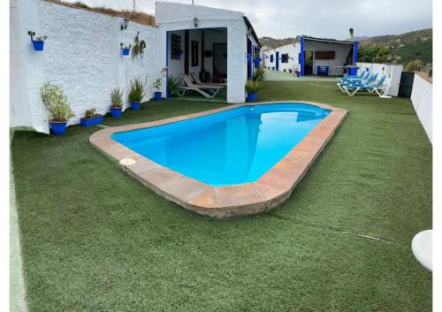 Alhaurin el Grande House | Pet Friendly Retreat at Cortijo Rural Los Erales - Rated 9/10