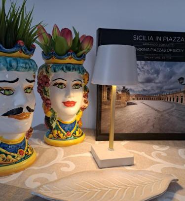 Palazzolo Acreide Historic Centre House | Guest Rated 9.9/10 at Cortile Damar Hotel Experience