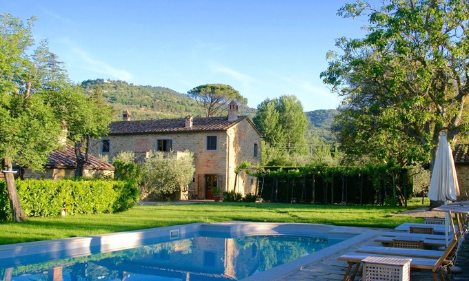 Cortona Other | Guest Rated 10/10: Cortona Farmhouse with Pool & Ocean View