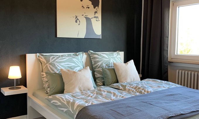 Hemsbach Apartment | Top-Rated Cosi Apartment with Balcony Near Bathing Lake