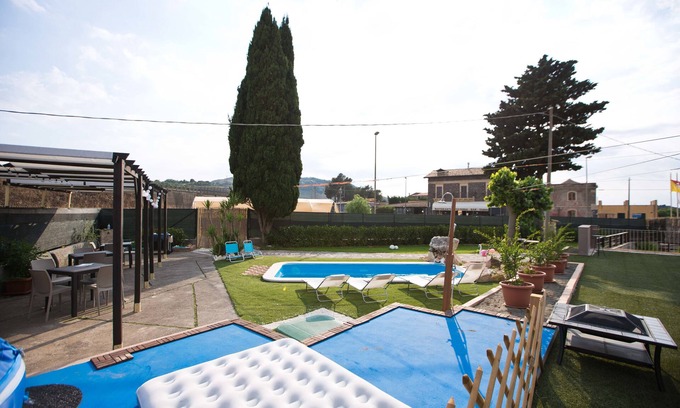 Vizzini Bed & Breakfast | Relax at Cosi Priziusi B&B Relais: Pool, Spa & Dining