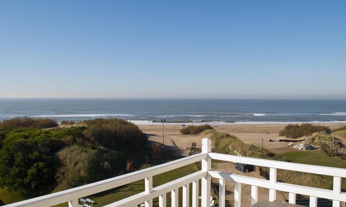 Carilo Apartment | Relax at Costa Carilo Apart de Mar with Oceanfront Views