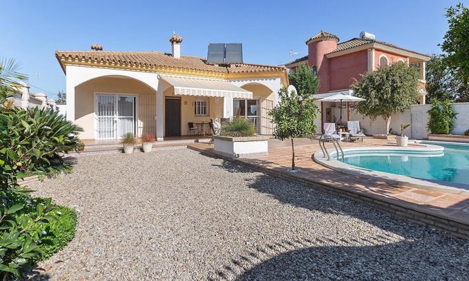 Sanlucar de Barrameda Villa | Unforgettable Stay at Belvilla by OYO Villa Madre del Agua