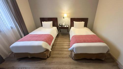 Trujillo Hotel | Comfortable Costa del Sol Trujillo Centro with Ocean Views