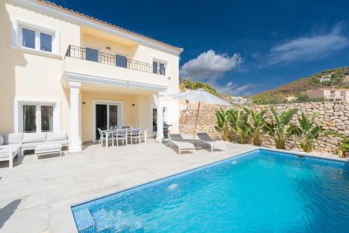 Empedrola House | Experience Bernia Views at CostaBlancaDreams in Calpe