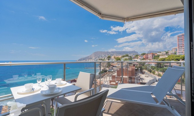 Calpe City Center Apartment | Oceanfront Comfort at CostaBlancaDreams - Melior in Calpe