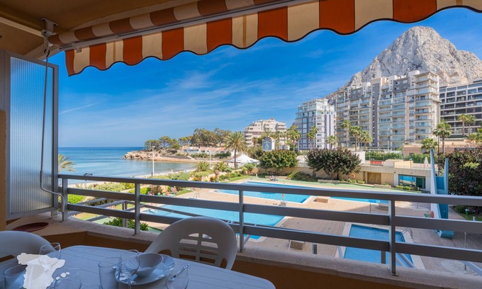 Calpe Apartment | Pet-Friendly Voramar with Ocean Views in Calpe