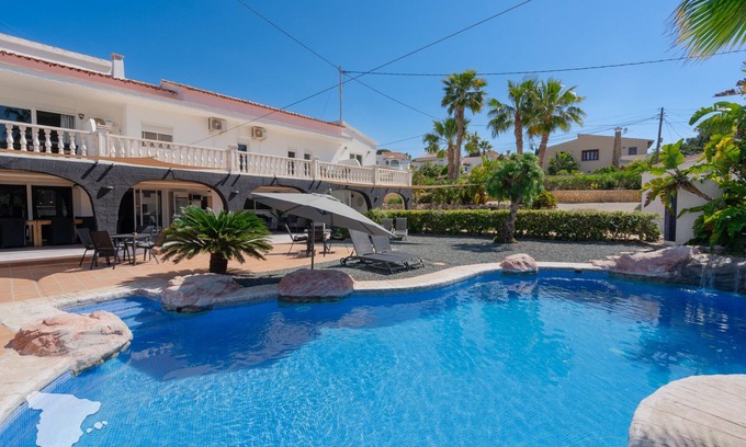 Casas de Torrat Villa | Discover Villa Sardonyx: Top-Rated Calpe Getaway with Spa