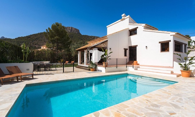 La Canuta Villa | Exceptional Villa Solmar in Calpe with Private Pool & Spa