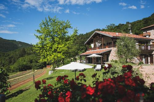 Cavedine Bed & Breakfast | Experience Comfort at Coste del Gaggio - B&B in Garda Trentino
