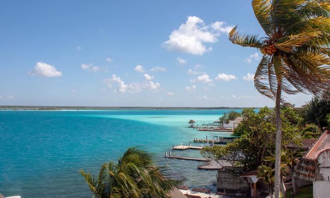 Chetumal House | Pet-Friendly Lakeside Retreat at La Costera 171