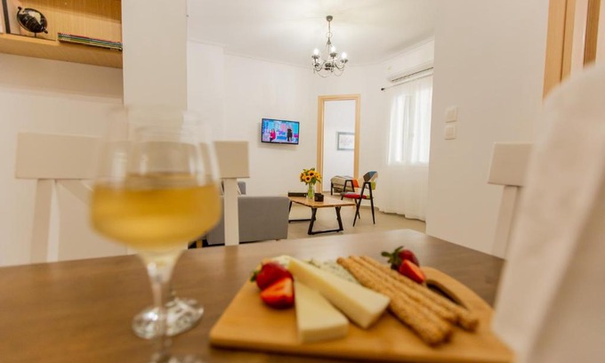 Nafpaktos Apartment | Guest Rated 9.6: Costos Condos Family-Friendly Retreat