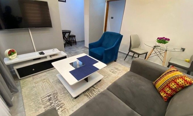 Lome Apartment | Cosy 1 bedroom flat, very close to Lomé Beaches and the city centre.